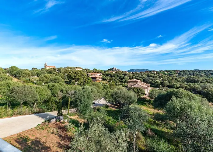 Ondella - Entre Plages Et Sentiers * Pianottoli-Caldarello (Corsica)